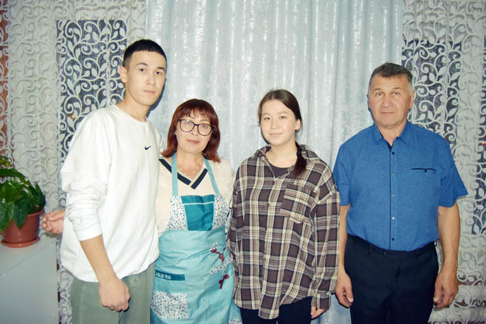 Ирҙәрҙең аҫылдары Күнәктәге аҡ донъя