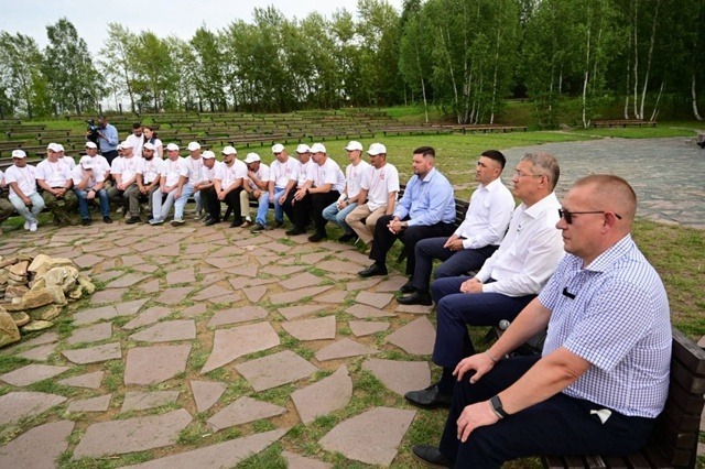 Радий Хәбиров: «Башҡортостан Геройҙары " программаһы даими буласаҡ”