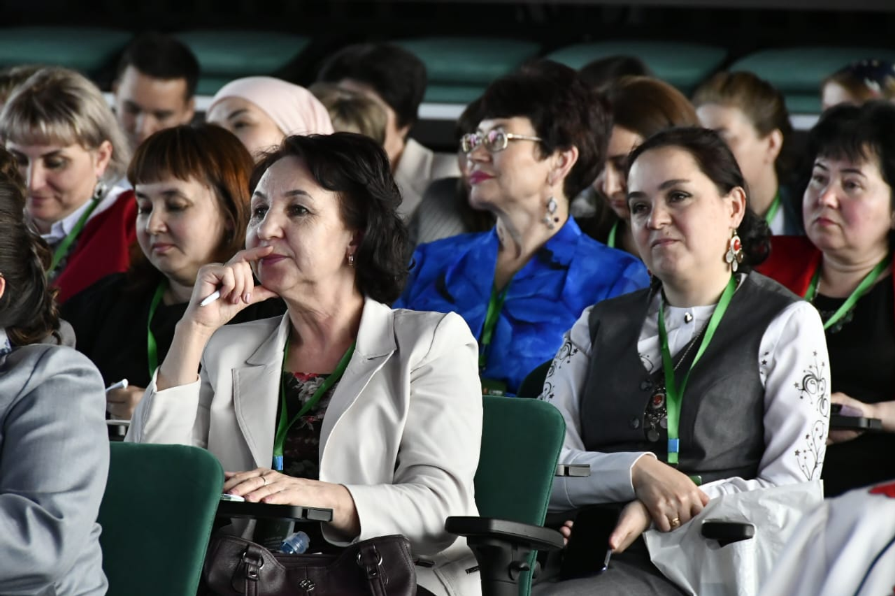 “Һомай” башҡорт теле һәм әҙәбиәте уҡытыусыларын илһамдандырҙы