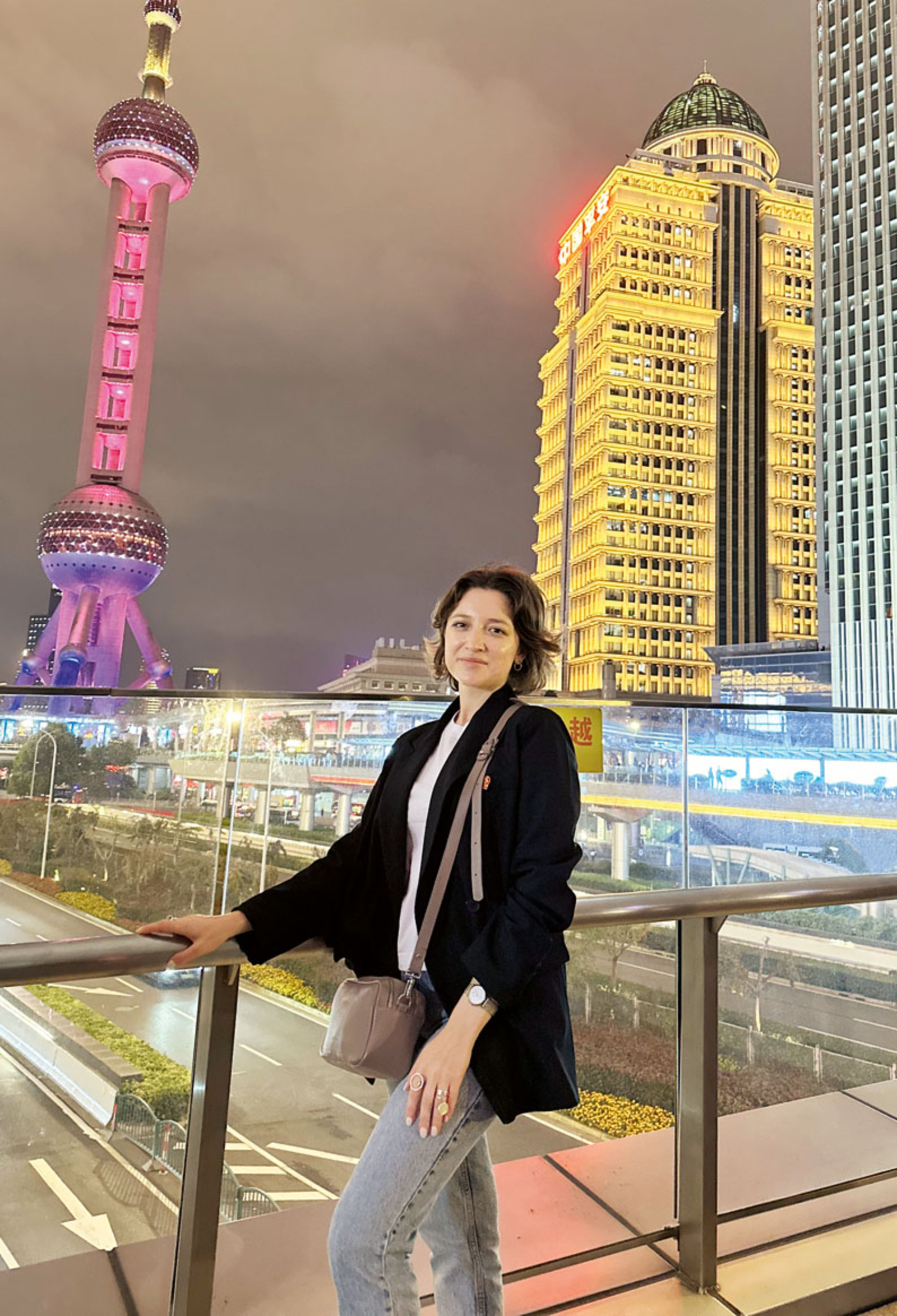 Металды буйһондорған ҡыҙ