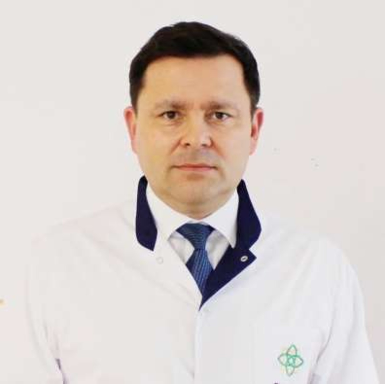 Республика клиник дауаханаһының баш табибы Шамил Булатов үҙ вазифаһын ҡалдыра