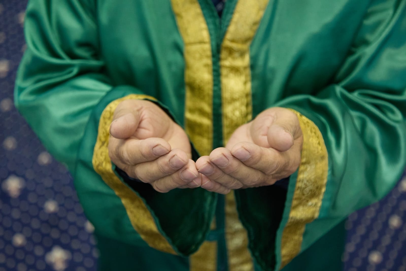 ИШМОРАТ ХӘҘРӘТТӘН КӘҢӘШТӘР йәки Ураҙа тотоуҙы еңеләйткән ҡайһы бер изге "хәйлә"