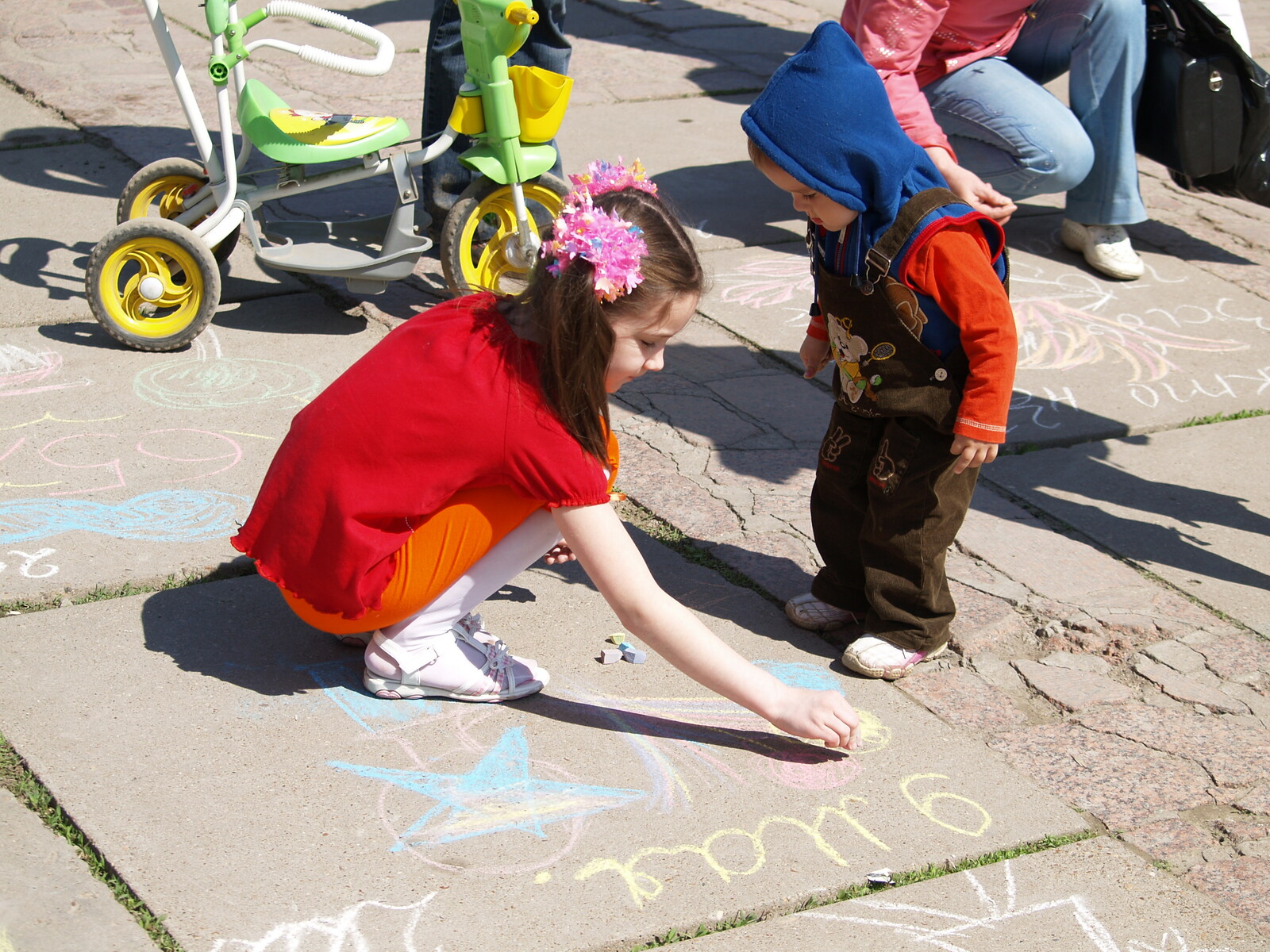 Атай-әсәй балаға дуҫ була аламы?