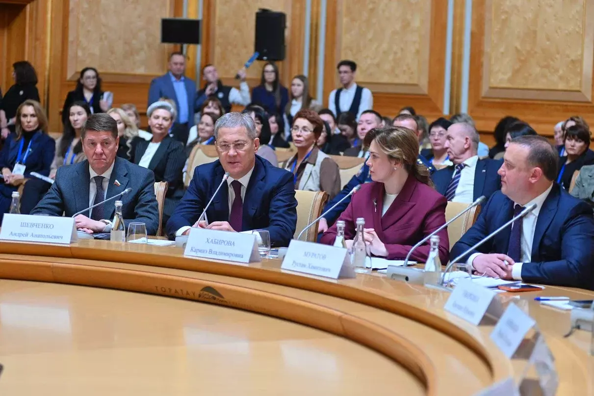 Ҡатын-ҡыҙ һәр эшкә һөйөү менән тотона