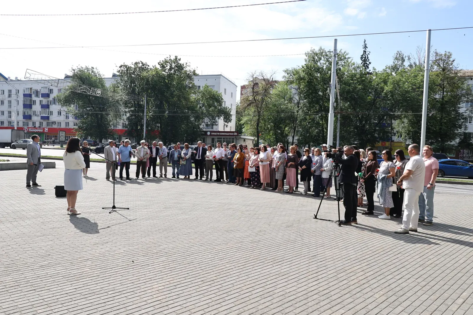 14 июнь -  БР Матбуғат һәм киң мәғлүмәт хеҙмәткәрҙәре көнө
